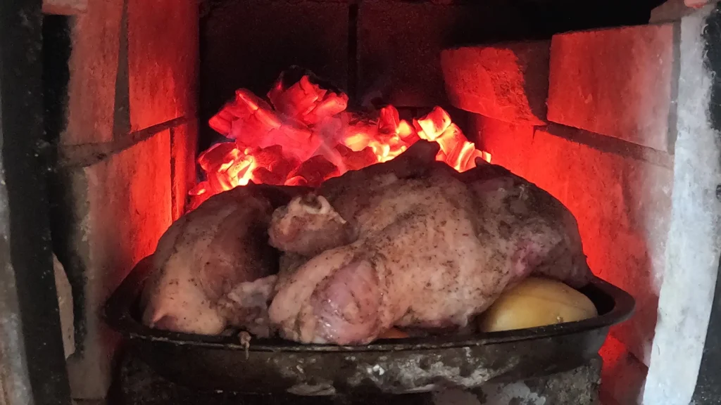 Terav Eestlane maitsesegud Roslauk ja Must pipar jahvatatud –kanaselg, koorega kartul, porgand